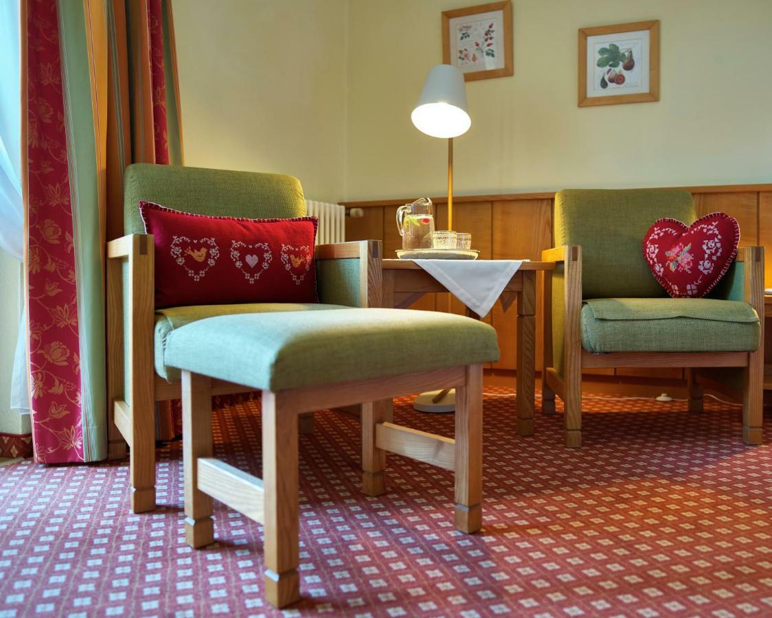 Hotel An Der Brunnader - Ihr Zuhause Im Rottal バート・ビルンバッハ エクステリア 写真